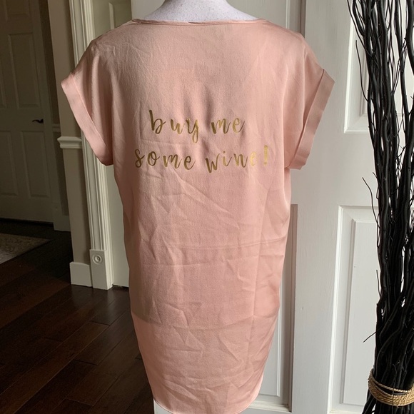 wine and 50 themed silky blouse - Picture 4 of 4